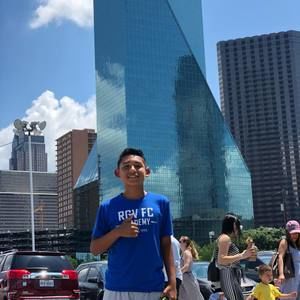 Meet your Posher, Alexis